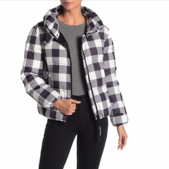 Juicy Couture Jackets & Blazers - Juicy Couture Black Label Plaid Buffalo Puffer